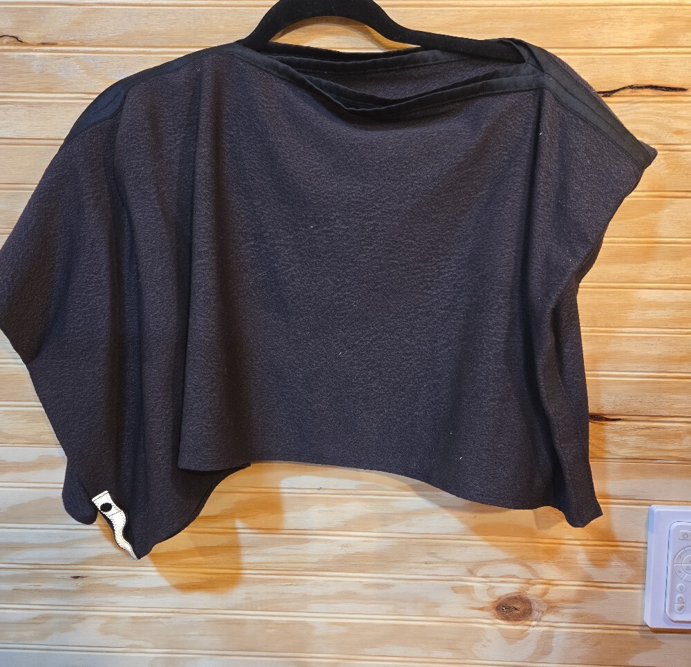 Lululemon - Picture 3 of 5